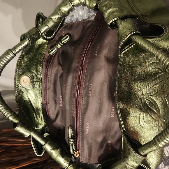 Loewe Metallic Green Leather Napa Aire Handbag - Picture 9 of 16